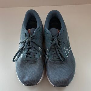 Mizuno Gray Sneakers